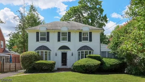 383 Brook Ave, North Plainfield, NJ 07062