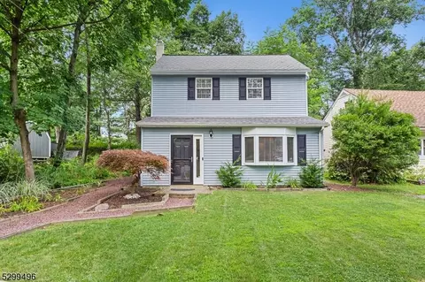 594 Rockaway Valley Rd, Boonton Twp, NJ 07005