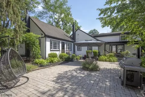 25 Cowperthwaite Rd, Bedminster, NJ 07921