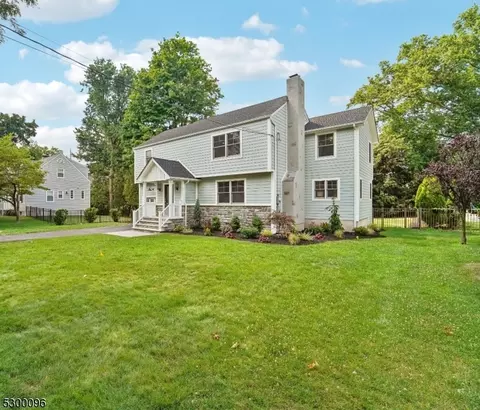 29 Waldron Ave, Glen Rock, NJ 07452