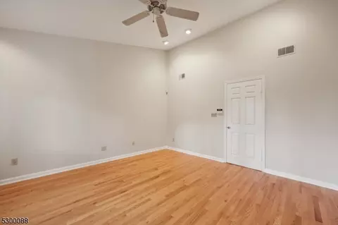 702 Park Pl, Springfield, NJ 07081 photo 33