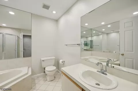 702 Park Pl, Springfield, NJ 07081 photo 11