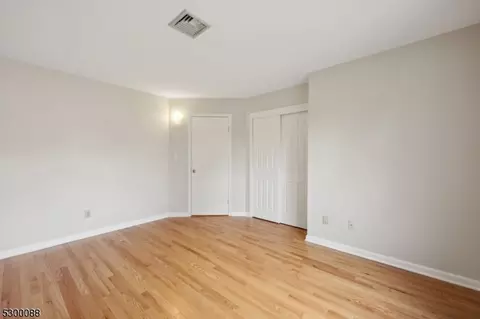 702 Park Pl, Springfield, NJ 07081 photo 36