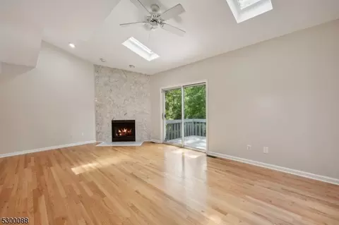 702 Park Pl, Springfield, NJ 07081 photo 29