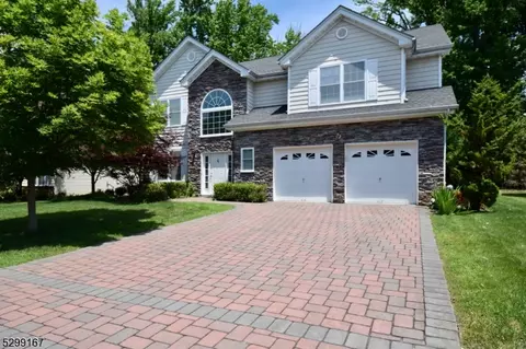 6 Pine Ln, Springfield, NJ 07081 photo 1