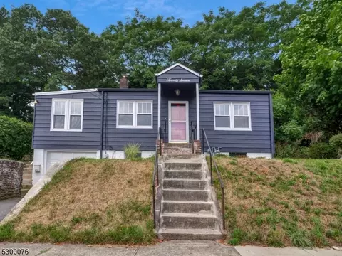 27 Harrison Ave, North Haledon, NJ 07508