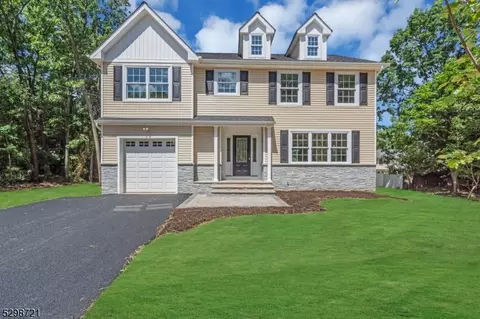 235 Jerome Ave, Somerset, NJ 08873