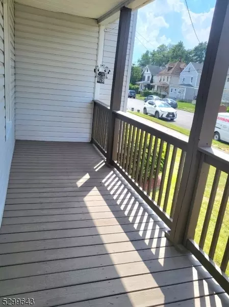 502 Lee Pl, Plainfield, NJ 07063 photo 6
