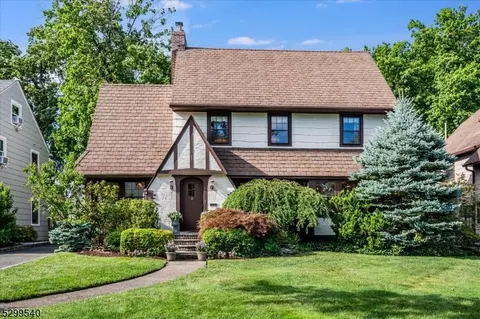 40 Stanford Pl, Glen Ridge, NJ 07028