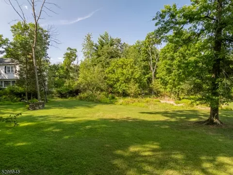 1835 Mountain Top Rd, Bridgewater, NJ 08807