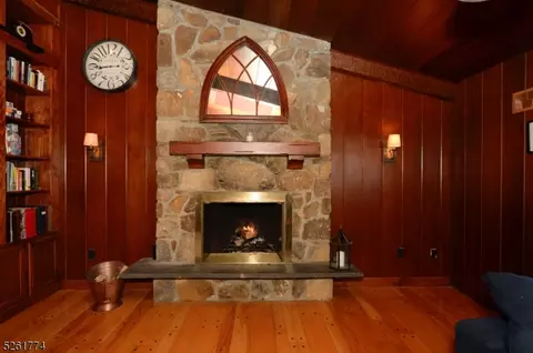 35 Beech Ter, Wayne, NJ 07470 photo 6