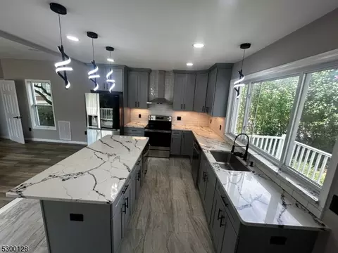 997 Hill St, Phillipsburg, NJ 08865