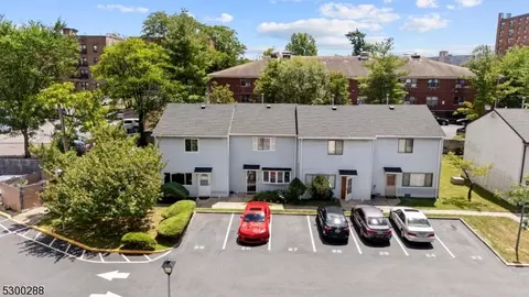 269 Reynolds Ter #16, City Of Orange, NJ 07050