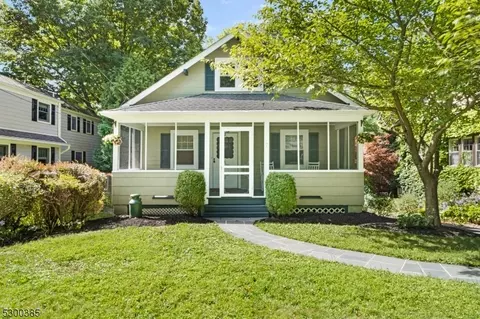 7 Tysley St, Bernards, NJ 07920