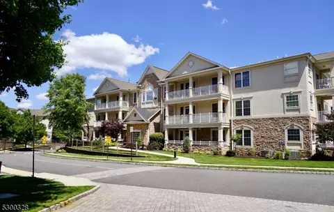 1306 Holly Ln, Cedar Grove, NJ 07009