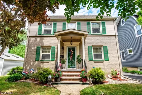 6 Palmer St, Bloomfield, NJ 07003