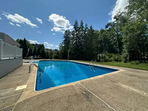 75 Alpine Dr, Wayne, NJ 07470 photo 39