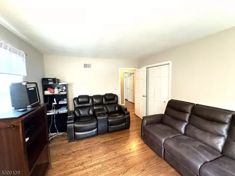 75 Alpine Dr, Wayne, NJ 07470 photo 18