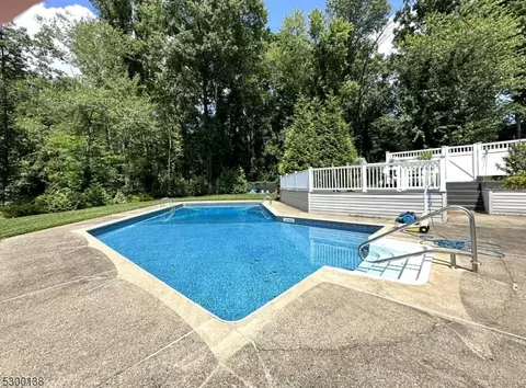75 Alpine Dr, Wayne, NJ 07470 photo 38