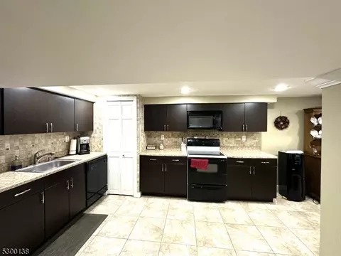 75 Alpine Dr, Wayne, NJ 07470 photo 33
