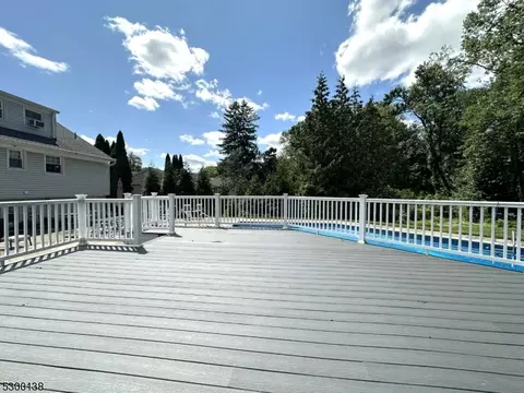 75 Alpine Dr, Wayne, NJ 07470 photo 42