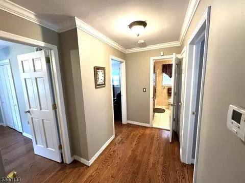 75 Alpine Dr, Wayne, NJ 07470 photo 17