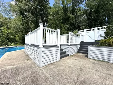 75 Alpine Dr, Wayne, NJ 07470 photo 41