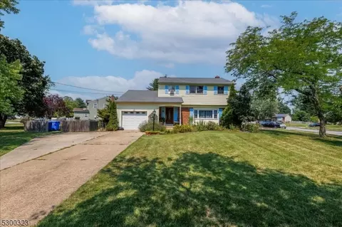 45 Champlain Rd, Evesham, NJ 08053