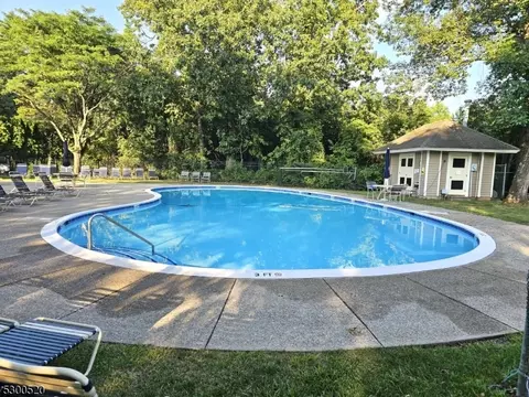 20 Birch Ln, Wayne, NJ 07470 photo 36
