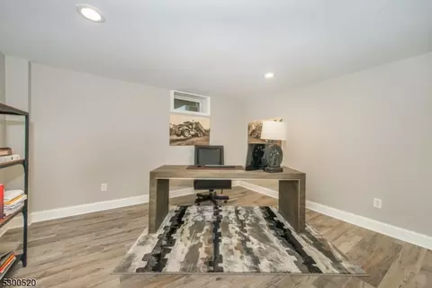 20 Birch Ln, Wayne, NJ 07470 photo 27