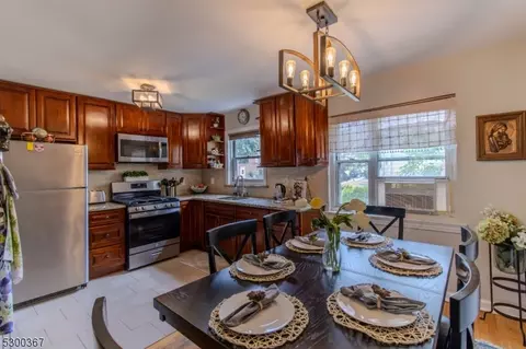 358 Esplanade #54, Maywood, NJ 07607 photo 6