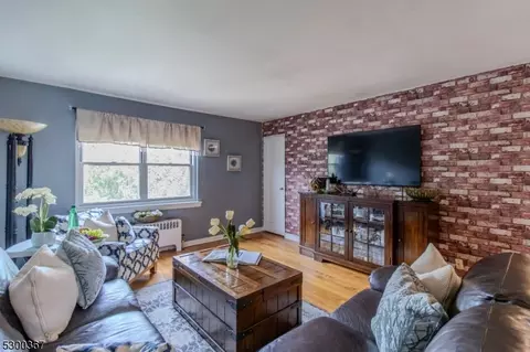 358 Esplanade #54, Maywood, NJ 07607 photo 9