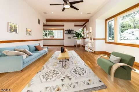6 Fred Pl, Edison, NJ 08817 photo 5