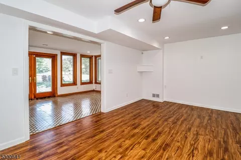 6 Fred Pl, Edison, NJ 08817 photo 17