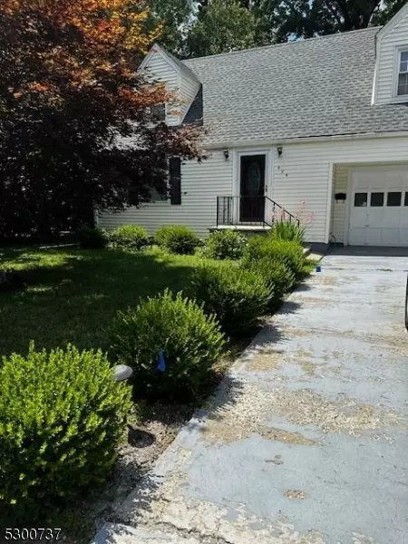 424 Tappan Ave, North Plainfield, NJ 07063