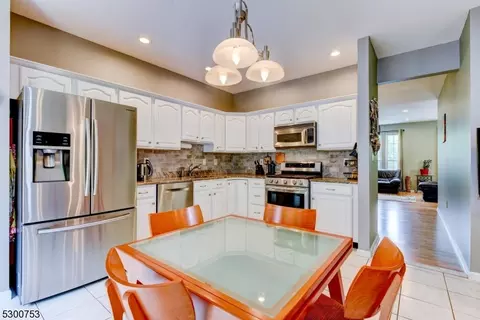 6 Harrier Ct, Wayne, NJ 07470 photo 28
