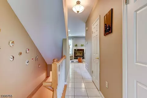 6 Harrier Ct, Wayne, NJ 07470 photo 15