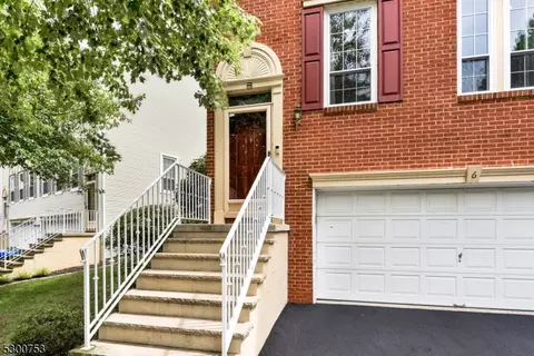 6 Harrier Ct, Wayne, NJ 07470 photo 3