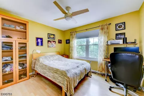 6 Harrier Ct, Wayne, NJ 07470 photo 40