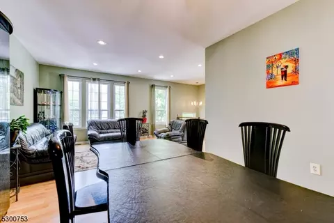 6 Harrier Ct, Wayne, NJ 07470 photo 12