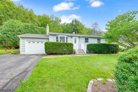 46 Elm St, West Milford Twp, NJ 07421