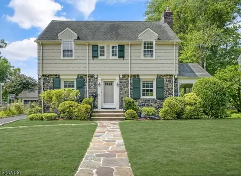 16 Clinton Ave, Maplewood, NJ 07040