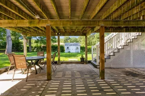 80 Mandon Dr, Wayne, NJ 07470 photo 4