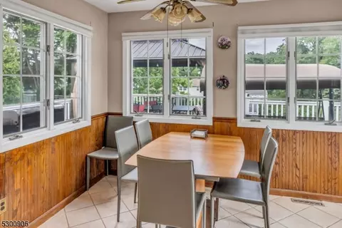 80 Mandon Dr, Wayne, NJ 07470 photo 9