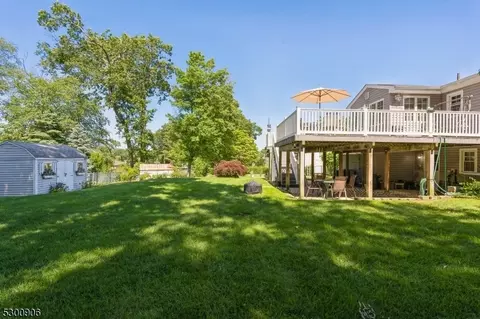 80 Mandon Dr, Wayne, NJ 07470 photo 5