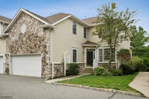 37 Boland Dr, West Orange, NJ 07052