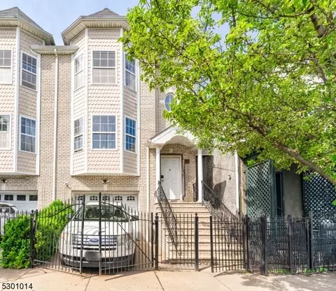72 Murray St, Newark, NJ 07114