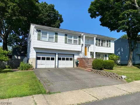 9 Downs Ave, Wharton, NJ 07885