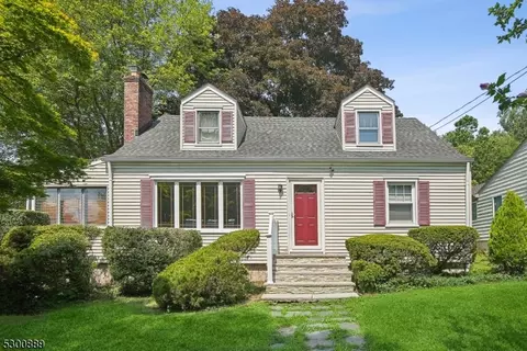 114 Littleton Rd, Morris Plains, NJ 07950