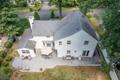 30 Kendrick Rd, Summit, NJ 07901 photo 3